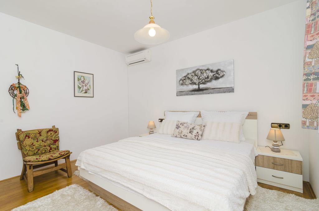 Apartment Nadine Okuklje エクステリア 写真