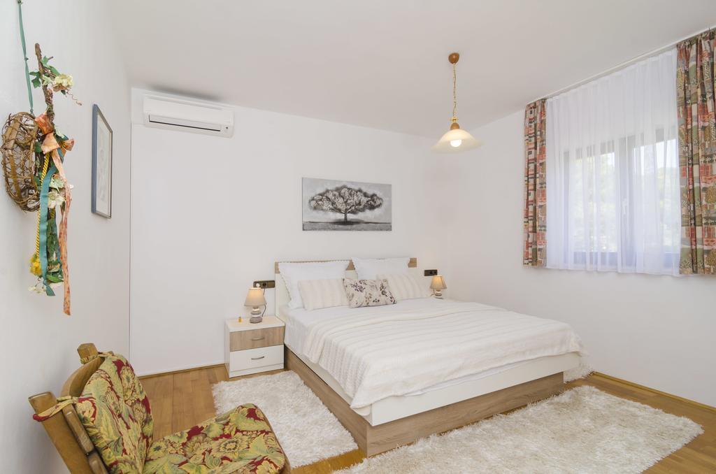 Apartment Nadine Okuklje エクステリア 写真